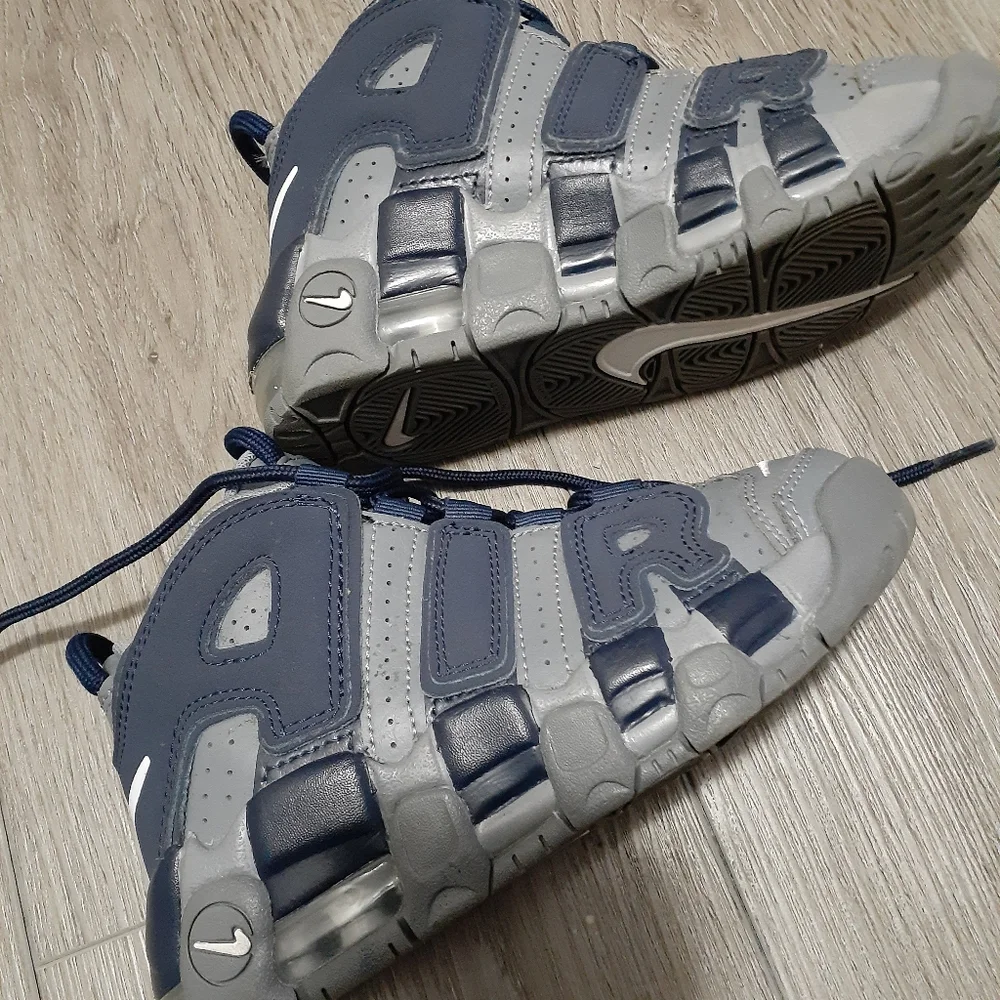 Nike Air More Uptempo 12C Toddler Sneakers - Picture 6 of 11
